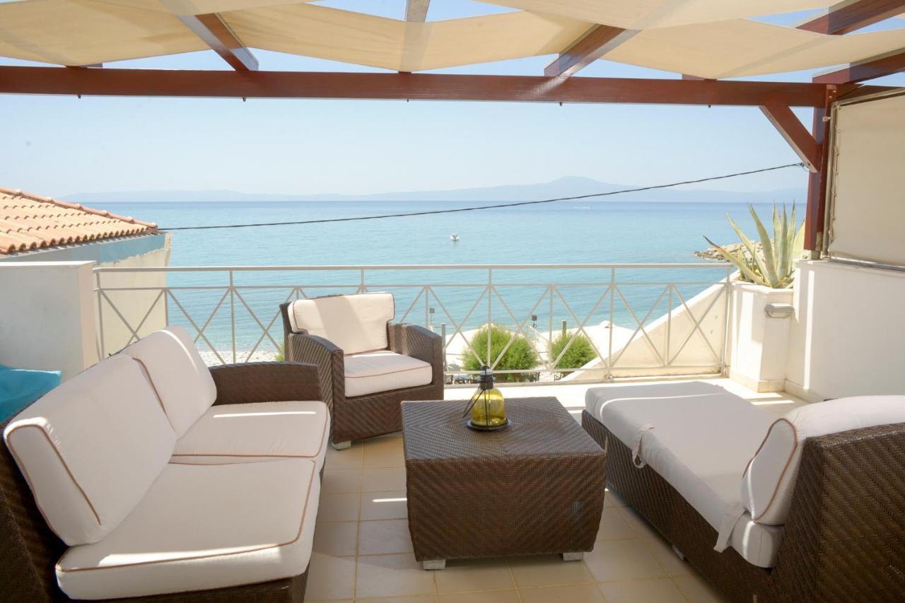 Ferienwohnung Agali 2 Superior Mezonet Front Of The Sea Akrogiali Exterior foto