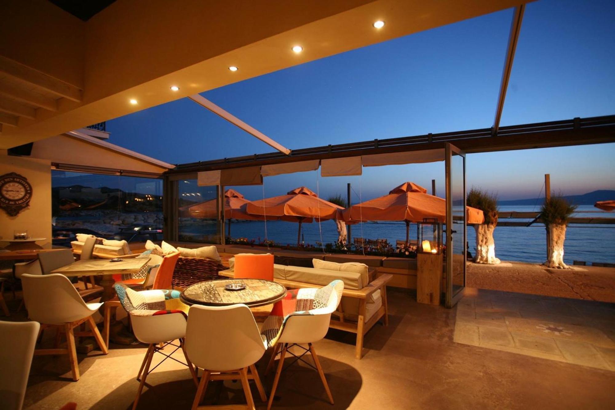 Ferienwohnung Agali 2 Superior Mezonet Front Of The Sea Akrogiali Exterior foto
