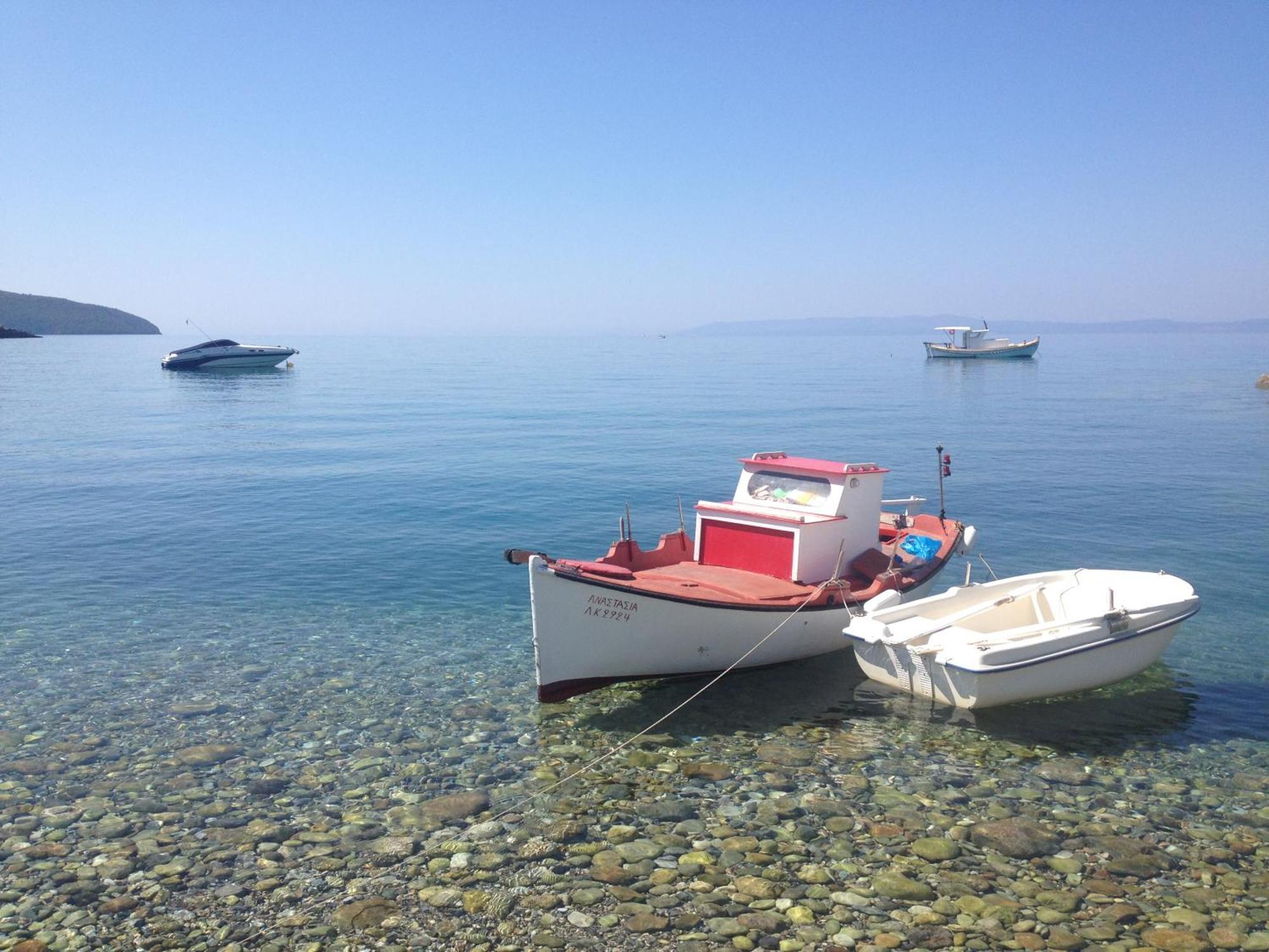 Ferienwohnung Agali 2 Superior Mezonet Front Of The Sea Akrogiali Exterior foto